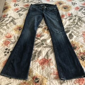 Guess Jeans -Size 27 (US size 4)
